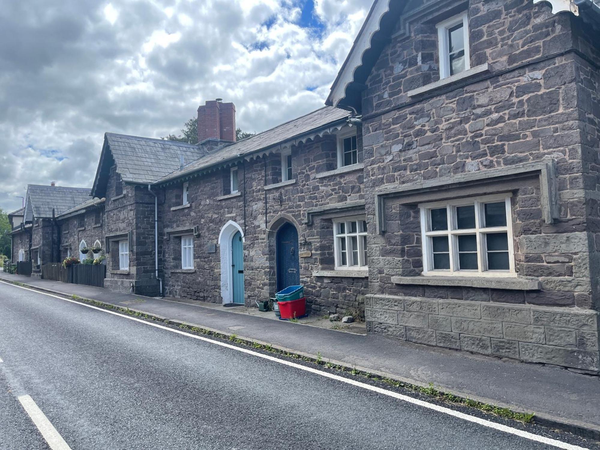 Yew Tree Cottage, 3 Bedroom, 4 Church Row Defynnog Devynock المظهر الخارجي الصورة